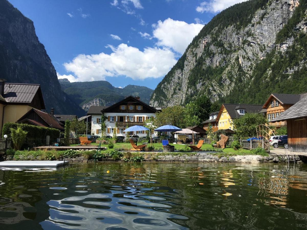 Glueck Am See - Apartment Mit Seezugang Hallstatt Bagian luar foto